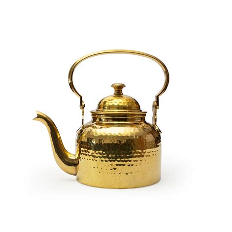 Brass Kettle – Essential Traditions by Kayal