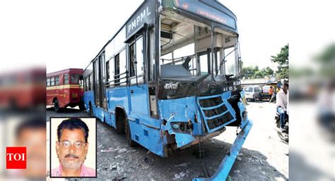 Brakes fail, PMPML bus hurtles down slope & hits 5 vehicles; 1 dead, 3 ...