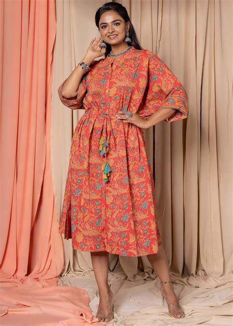 Get Tango Red Block Printed Cotton Kaftan at ₹ 1800 | LBB Shop