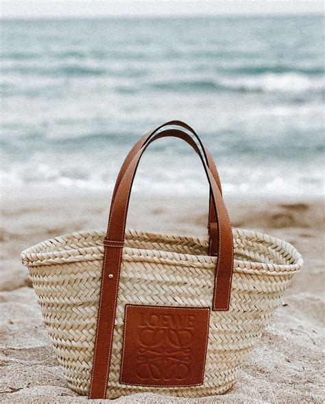 Dadou~Chic: The Chicest Beach Bag : Loewe Leather Trimmed Wove ...