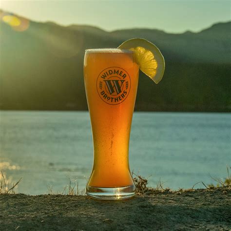 Widmer Brothers Hefe, American Hefeweizen Style Craft Beer, 12 Pack 12 ...