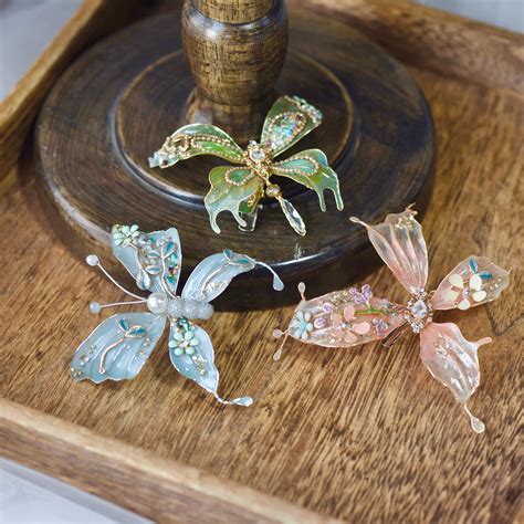 Asteria Set of Butterfly Hair Clips – The Vintage Snob