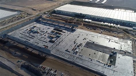 Aerial View of Copy Machine 的图像结果