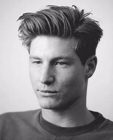 Best Mens Hairstyles For Thick Hair by 35 Of The Best Haircuts For With Thick Hair Best Mens Hairstyles For Thick Hair