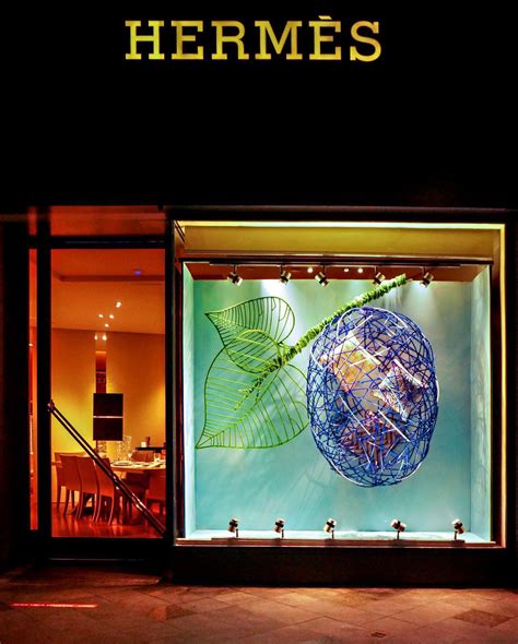 How to Design a Window Display 的图像结果