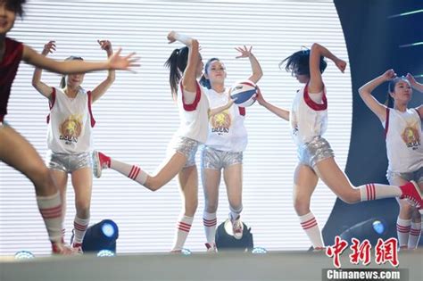 比街舞更精彩的世界啦啦队舞蹈比赛《二》视频 _网络排行榜