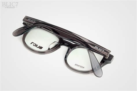 台湾眼镜品牌BLIC7-有点儿复古文艺范_设计师臣梁-站酷ZCOOL