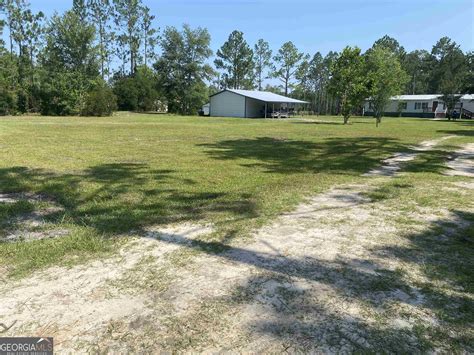 425 Pleasant Ln, Saint George, GA 31562 - MLS 20131751 - Coldwell Banker