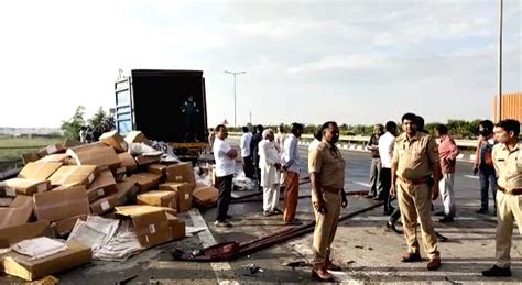 Free Photo : Truck caught fire after accident on Eastern Peripheral ...