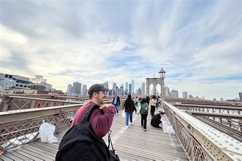 Half-Day Guided Walking Tour in New York City with Ferry Cruise (with ...