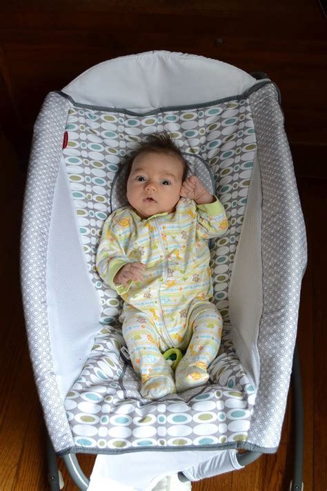 Fisher-Price Rock ‘n Play Sleeper Review | The Nutritionist Reviews