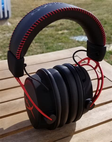 A Passionate Gamers Headset – A Kingston HyperX Cloud Alpha Headset ...