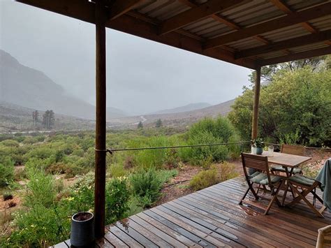 LEOPARD VALLEY ECO RETREAT (Citrusdal, Western Cape) - Apartment ...