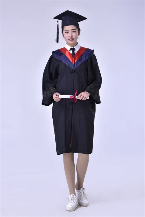 厂家批发硕士服研究生毕业礼服学士学位服含垂布和学士帽厂家直销-阿里巴巴