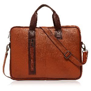 Gym Bag Manufacturer in Delhi, Duffle Bags Exporter from India