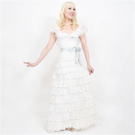 1978 Chanel Haute Couture White Eyelet Cotton Off-Shoulder Tiered Bridal Gown For Sale at 1stDibs