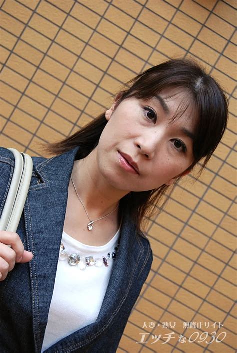 古谷 信子 37歳 スレンダー美人妻の絶品フェラにお返しの顔射！ | 熟女レポート