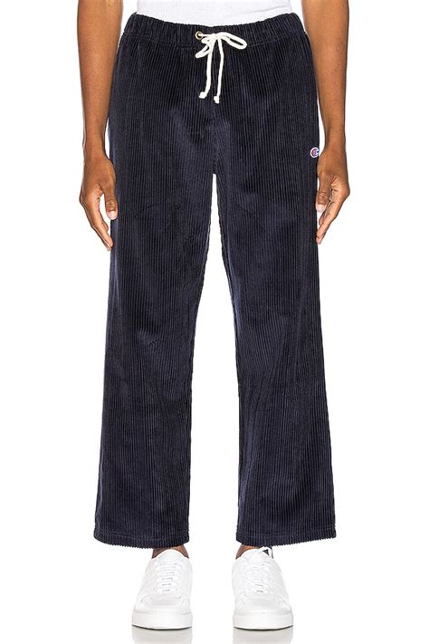 Champion Reverse Weave Corduroy Straight Hem Pant in Navy | REVOLVE