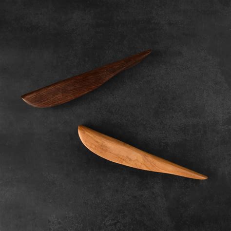 Perimeter Sleek Wood Wardrobe Drawer Handle – Spruce and Pop