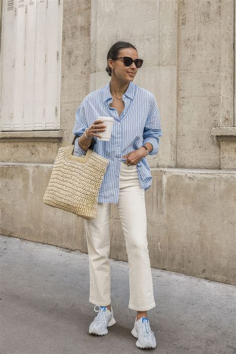 25 Classic Blue Striped Shirt Outfits - Styleoholic
