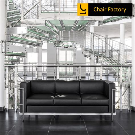 Le Corbusier Petite Sofa 3 Seater | Chair Factory