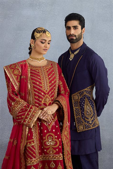 Luxury Fashion Designer | Designer Bridal Clothing | Torani India