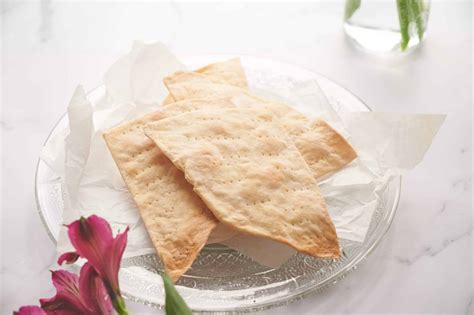 Gluten-Free Matzah (Matzo Recipe) - Plant Based with Amy