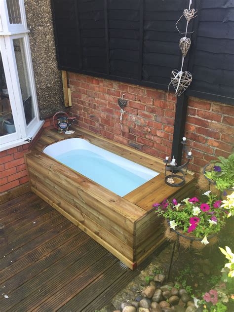 Outdoor Themed Bathroom Outdoor Pool Bathroom Ideas - BrianBerning