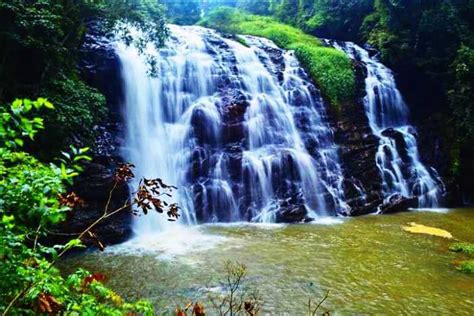 40 Waterfalls Near Bangalore (With Photos) Worth Seeing In 2025