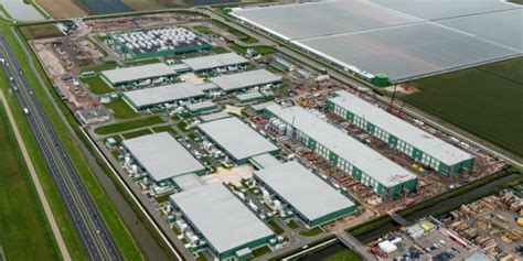 Microsoft Data Center Tour 的图像结果