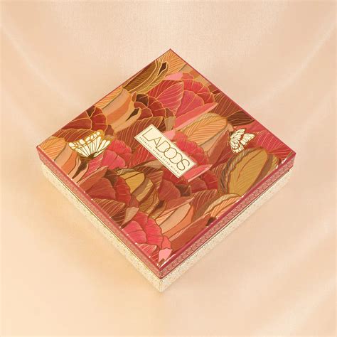 Premium Ghewar 5pcs Box – Ladoos