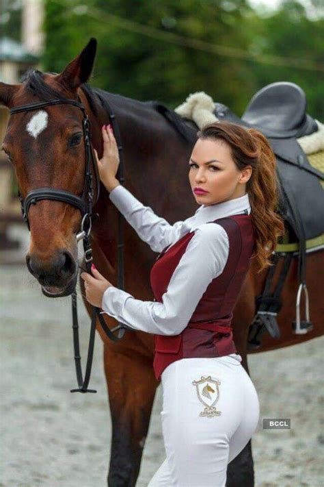 Beauty queen suffers spine injury after horrific crash