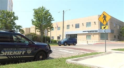 Inmate dies at Sedgwick County Jail