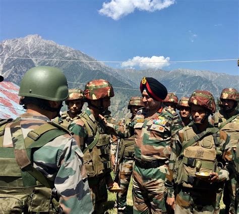 Northern Army Commander reviews security situation in Kashmir