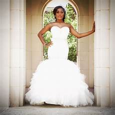 Real Brides Mori by Fly Me To The Moon Real Wedding Lulu S Is Stunning Real Brides Mori