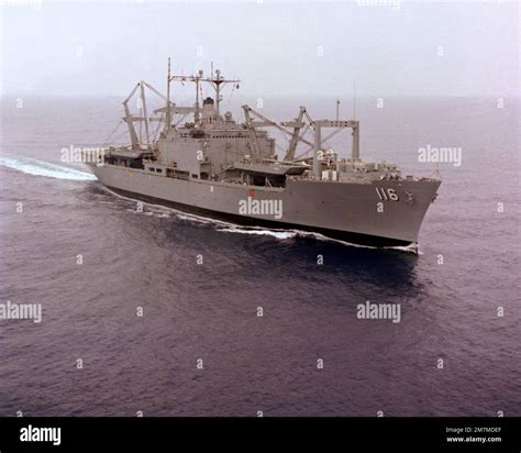 Uss st louis hi-res stock photography and images - Alamy