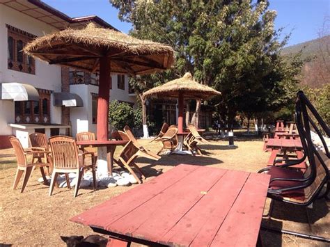 DAMCHEN RIVERFRONT RESORT (Punakha) - Hotel Reviews, Photos, Rate ...