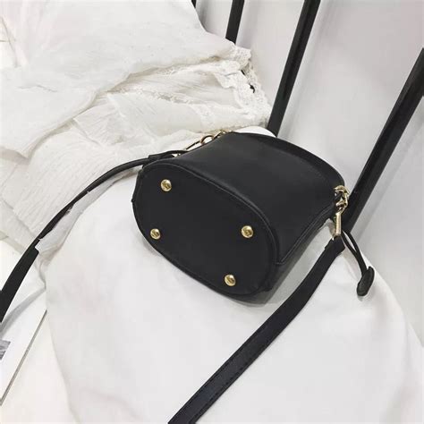Isadora Bucket Bag - Shop Women's Trendy Bags Online – EDGABILITY