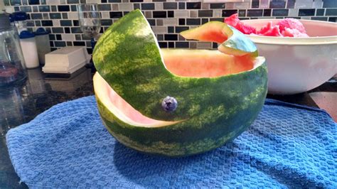 Carve a whale watermelon fruit salad – Artofit