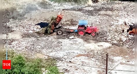 Plastic then, sewage now: Plot near condos a dumping ground | Ghaziabad ...
