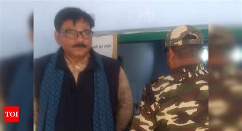 Jewar MLA elect scouting for cabinet ministry | Uttar-Pradesh Election ...