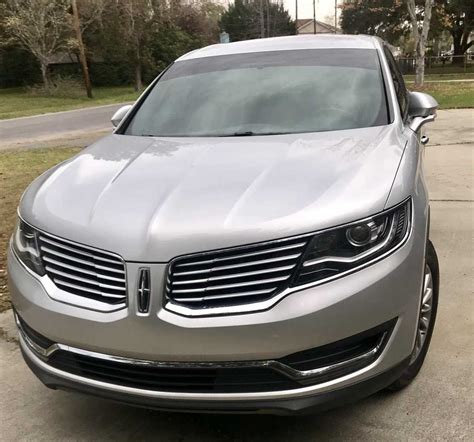 A visual guide to the components of the 2018 Lincoln MKX