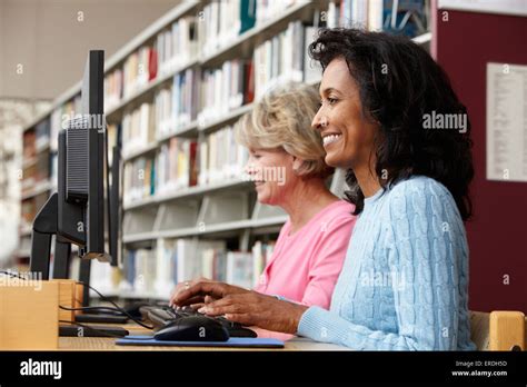 Women at Computer Work 的图像结果