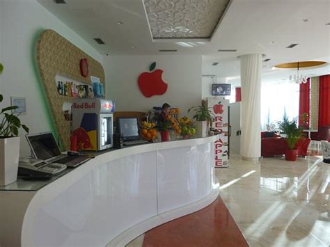 HOTEL RED APPLE (Mbrostar-Urë) - Hostel Reviews & Photos - Tripadvisor
