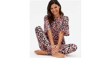 Pink Leopard Print Soft Touch Pyjama Set | New Look