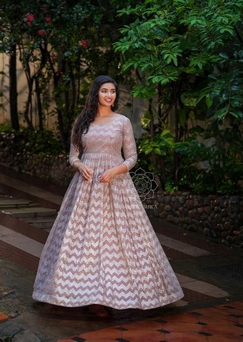 Blush Pink Zigzag Dress – Vastrasuka