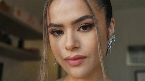 Em Lisboa, Maisa Silva rouba a cena ao exibir lingerie em look transparente