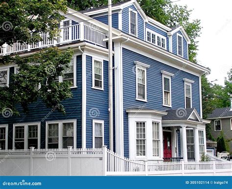 America Colonial Architecture