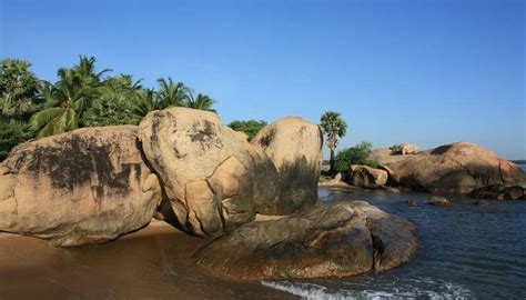 Pasikuda Beach In Sri Lanka Invites You To Dive Into A Dreamy Vacation