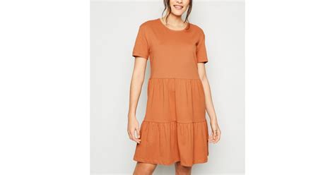 Rust Short Sleeve Smock Dress | New Look